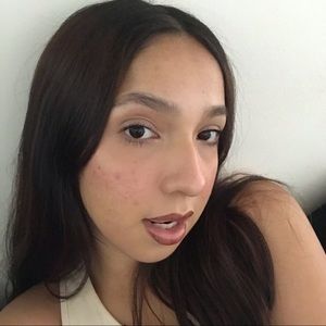 Meet your Posher, Tania